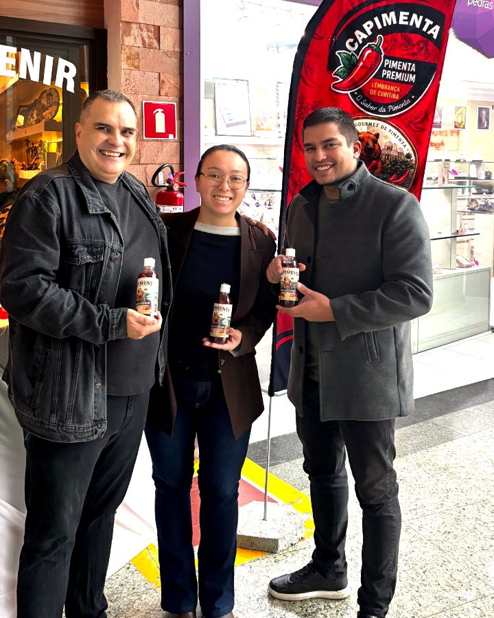Clientes escolhendo sabores da Capimenta